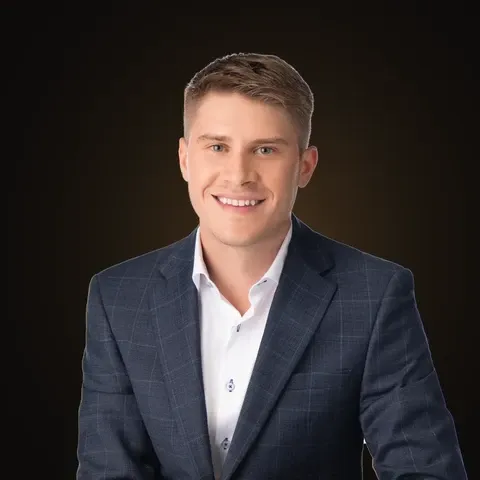 Portrait of Garrett Eisenhauer